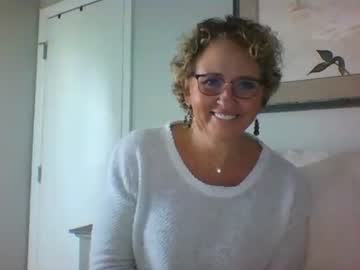 girl Straight And Lesbian Sex Cam with momnxtdoor