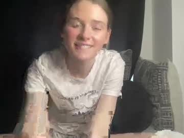 girl Straight And Lesbian Sex Cam with shadebabe