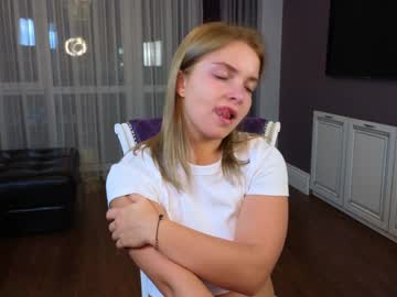 girl Straight And Lesbian Sex Cam with hildacordery