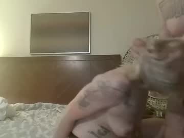 couple Straight And Lesbian Sex Cam with uraddicktid2rcum