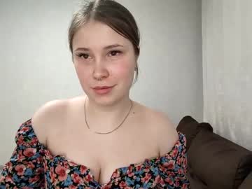 girl Straight And Lesbian Sex Cam with adelle_pero