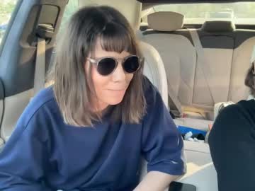 couple Straight And Lesbian Sex Cam with eliottbrenda