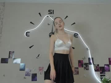 girl Straight And Lesbian Sex Cam with the_scarlet_flower_