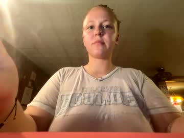 girl Straight And Lesbian Sex Cam with dinkykitty