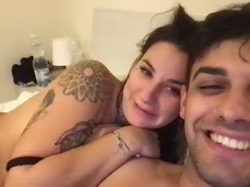 couple Straight And Lesbian Sex Cam with bluschi