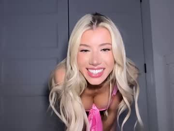 girl Straight And Lesbian Sex Cam with sweetsammxo
