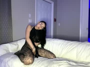 girl Straight And Lesbian Sex Cam with dreamy_gabriella01