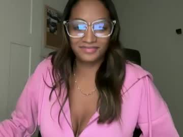 girl Straight And Lesbian Sex Cam with therealgiana