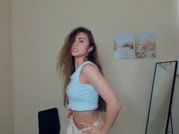 girl Straight And Lesbian Sex Cam with sweetfilling