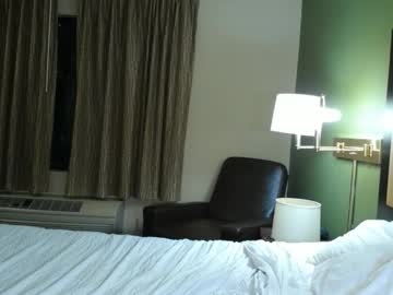 couple Straight And Lesbian Sex Cam with mariah_lux