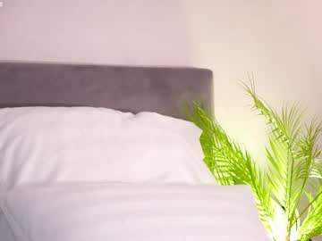girl Straight And Lesbian Sex Cam with elwineasp