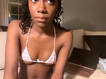 girl Straight And Lesbian Sex Cam with lilyblloom