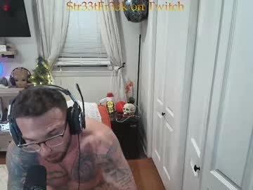 couple Straight And Lesbian Sex Cam with mrstr33tfr33k