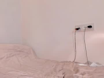 girl Straight And Lesbian Sex Cam with qtie0