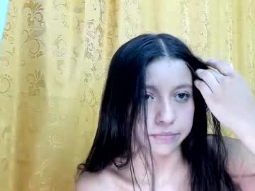 couple Straight And Lesbian Sex Cam with matteo_n_luisa