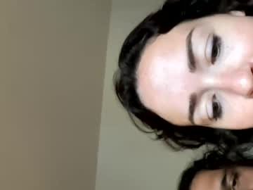 couple Straight And Lesbian Sex Cam with keeverlily99