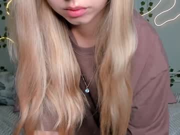 girl Straight And Lesbian Sex Cam with melissa_babyss