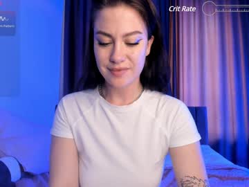 girl Straight And Lesbian Sex Cam with ella_wisee