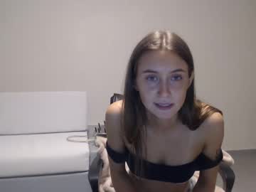 couple Straight And Lesbian Sex Cam with lilgoofball