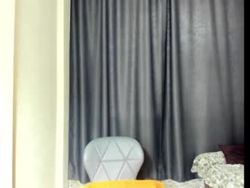 girl Straight And Lesbian Sex Cam with fey_bb