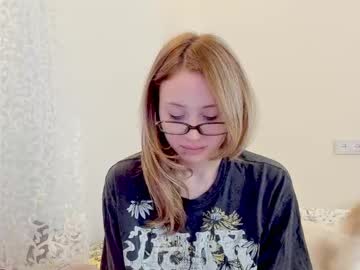 girl Straight And Lesbian Sex Cam with atmospherra