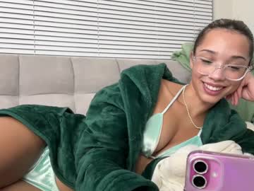 girl Straight And Lesbian Sex Cam with sunshinesweets